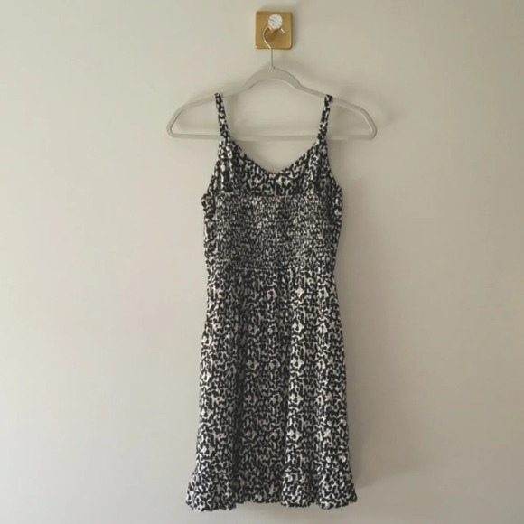 Old Navy Cami Sundress Mini Animal Print Linen Blend Black Tan White Ruffle Hem - Picture 4 of 14